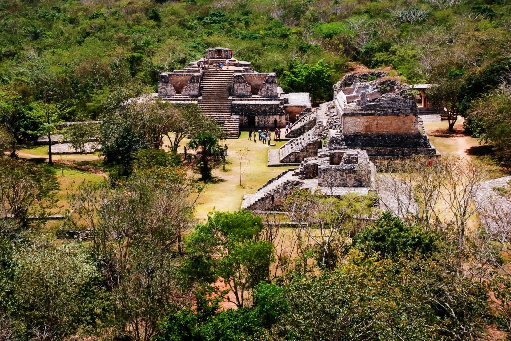 Tour privado a las ruinas de Tulum, explore los cenotes mayas y visite las ruinas de Cobá.